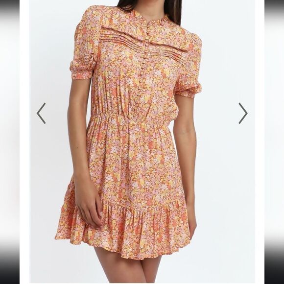 Showpo. Mahalia Mini Dress in Blushing Floral Size 6 - Picture 2 of 12